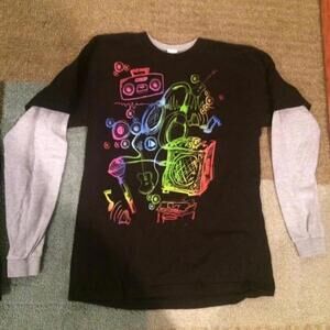 Pacific Boys' Long Sleeve Black and Gray Graphic T-Shirt Large